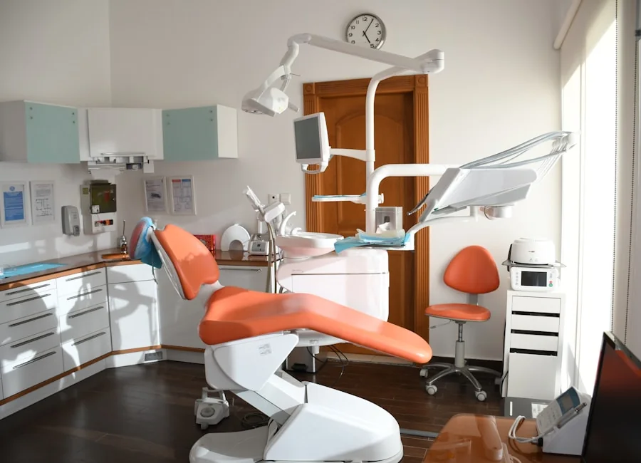 Diş Protezi için dental uygulamayı temsil eden görsel